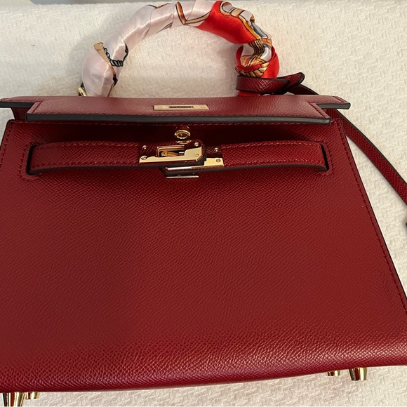 Red Kelly Style Top Handle Structured Satchel with Turn Lock and Key #valentines - Picture 8 of 12